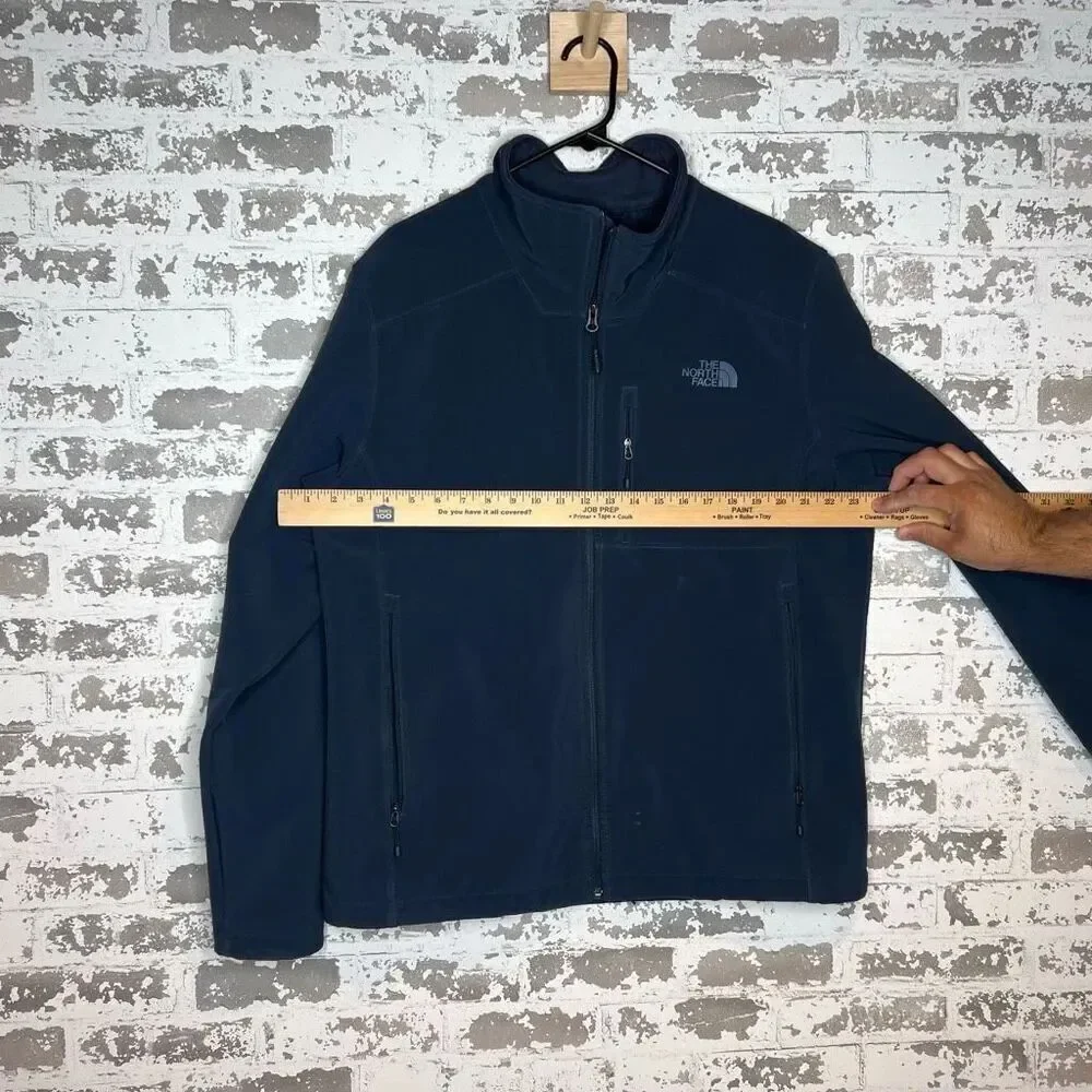 The north face windbreaker full zip jacket